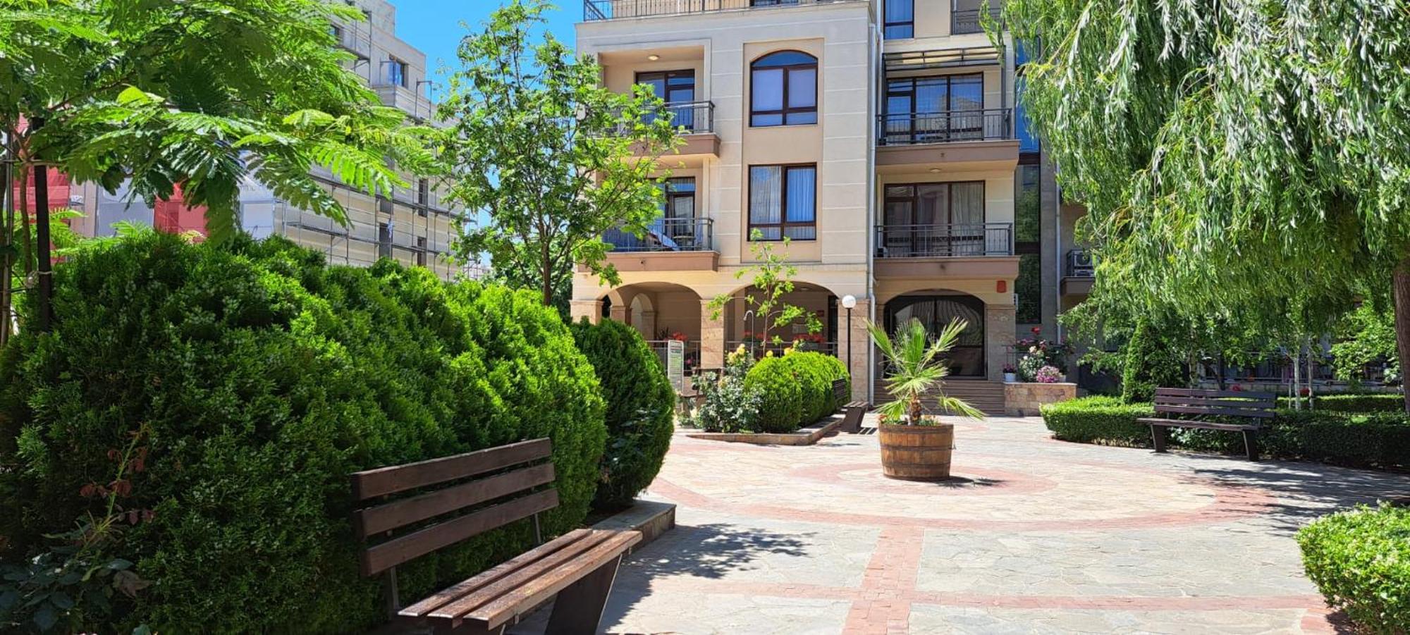 Patrick'S Apartments - Sorrento Sole Mare, Свети-Влас Экстерьер фото
